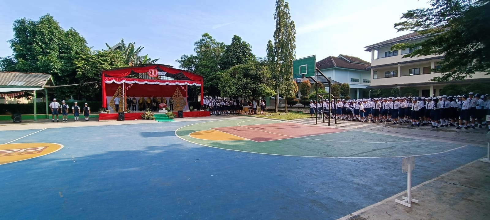Upacara HUT ke-80 Kemerdekaan RI SMP Xaverius Metro