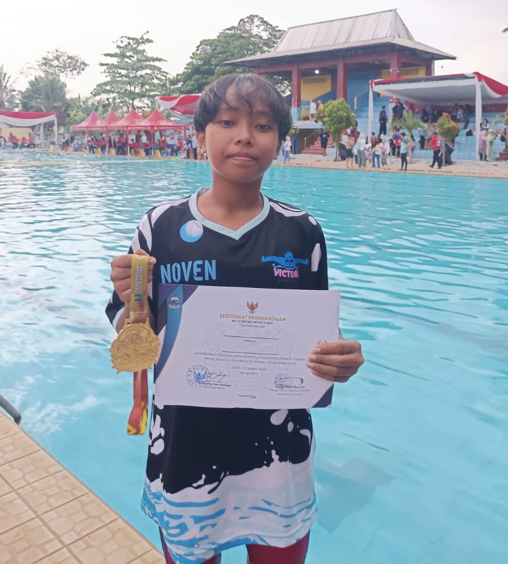 Bernadeta Noven Malaika Raih Juara 1 Gaya Bebas 25m METRO SWIMMING CHAMPIONSHIP SERIES II Walikota Metro Cup 2025
